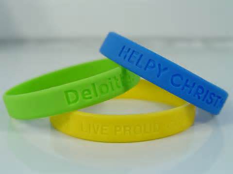 definizzjoni ta silicone