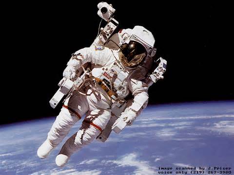 Definicja astronaut