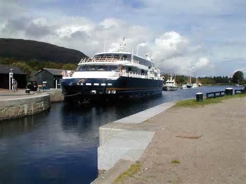 Definīcija caledonian