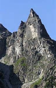 Definice mnich