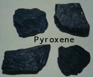 Definition von pyroxene