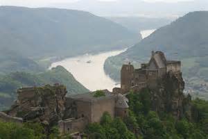 ความหมายของ aggstein