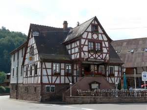 hinterheubach परिभाषा